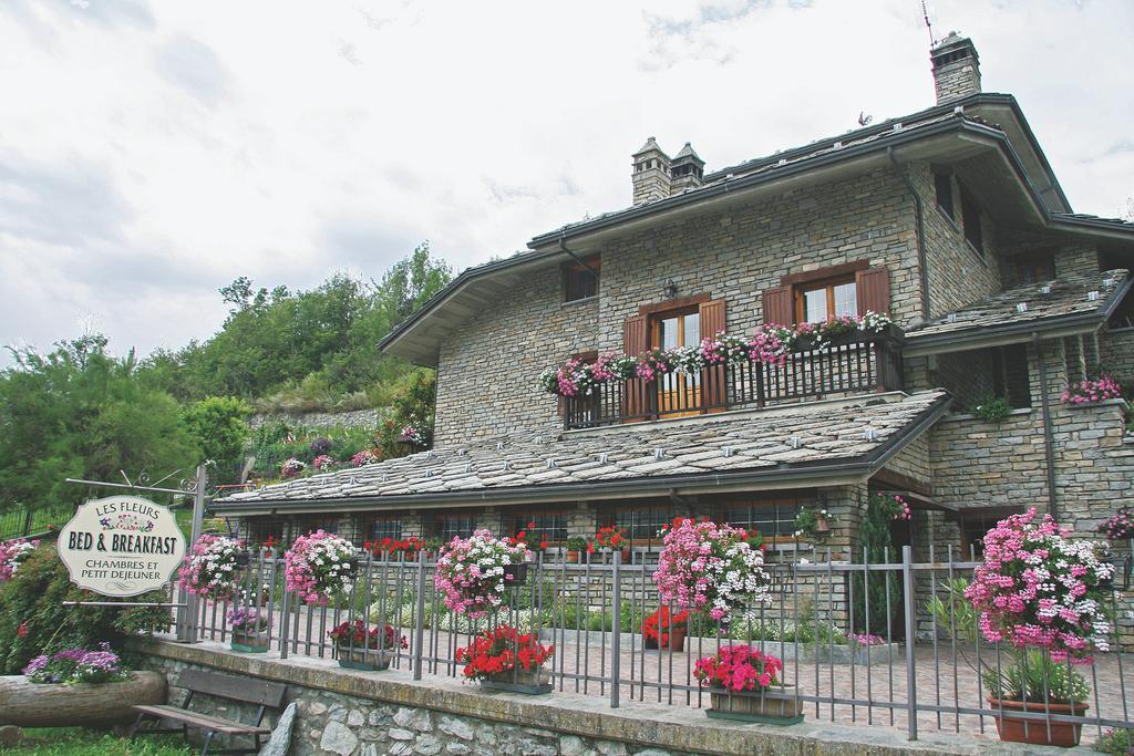B&B Les Fleurs Gignod Exteriör bild