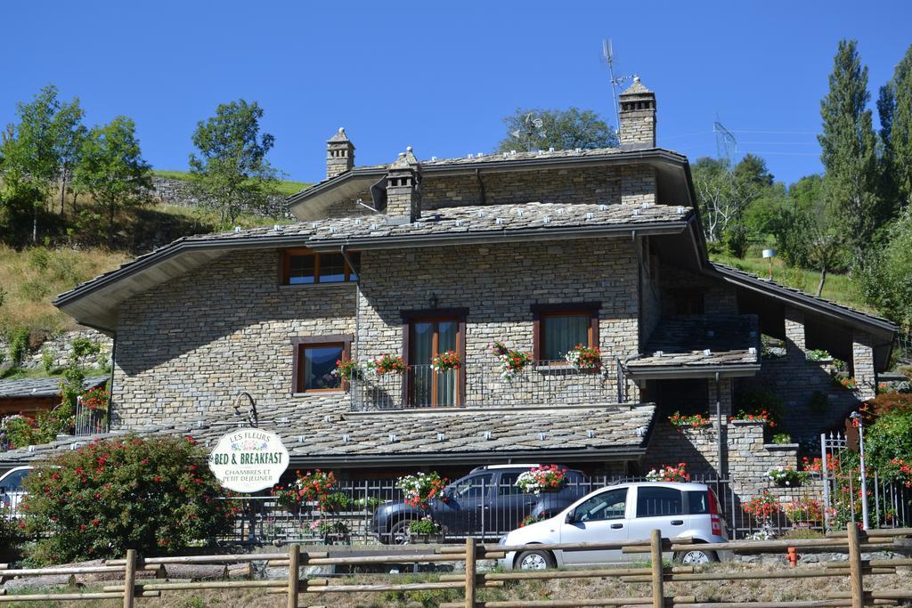 B&B Les Fleurs Gignod Exteriör bild